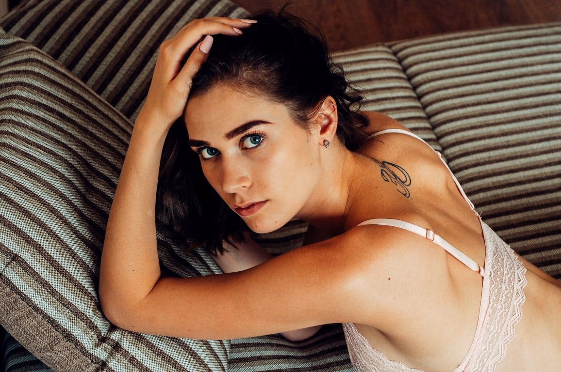 Heet en discreet TindrMatch leden vinden